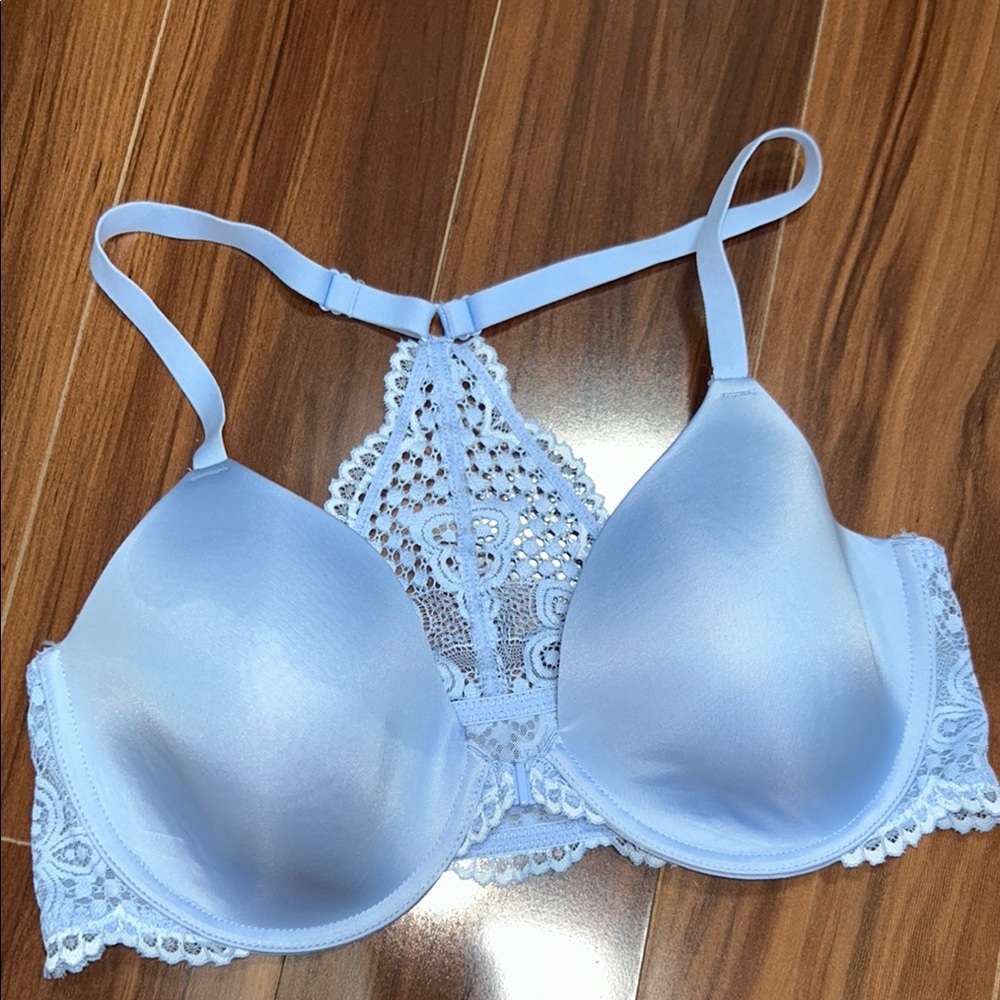 36C Maidenform lightly lined front close racerback bra